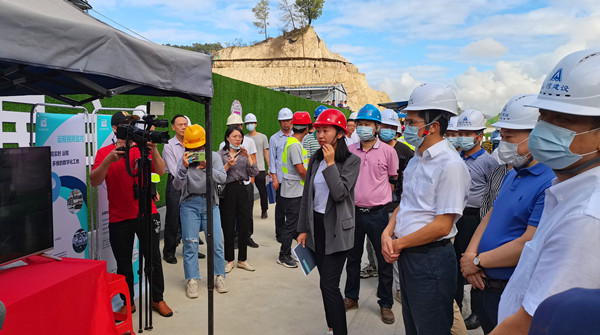 智慧工地講解演示_副本_副本.jpg 智慧工地講解演示_副本_副本.jpg